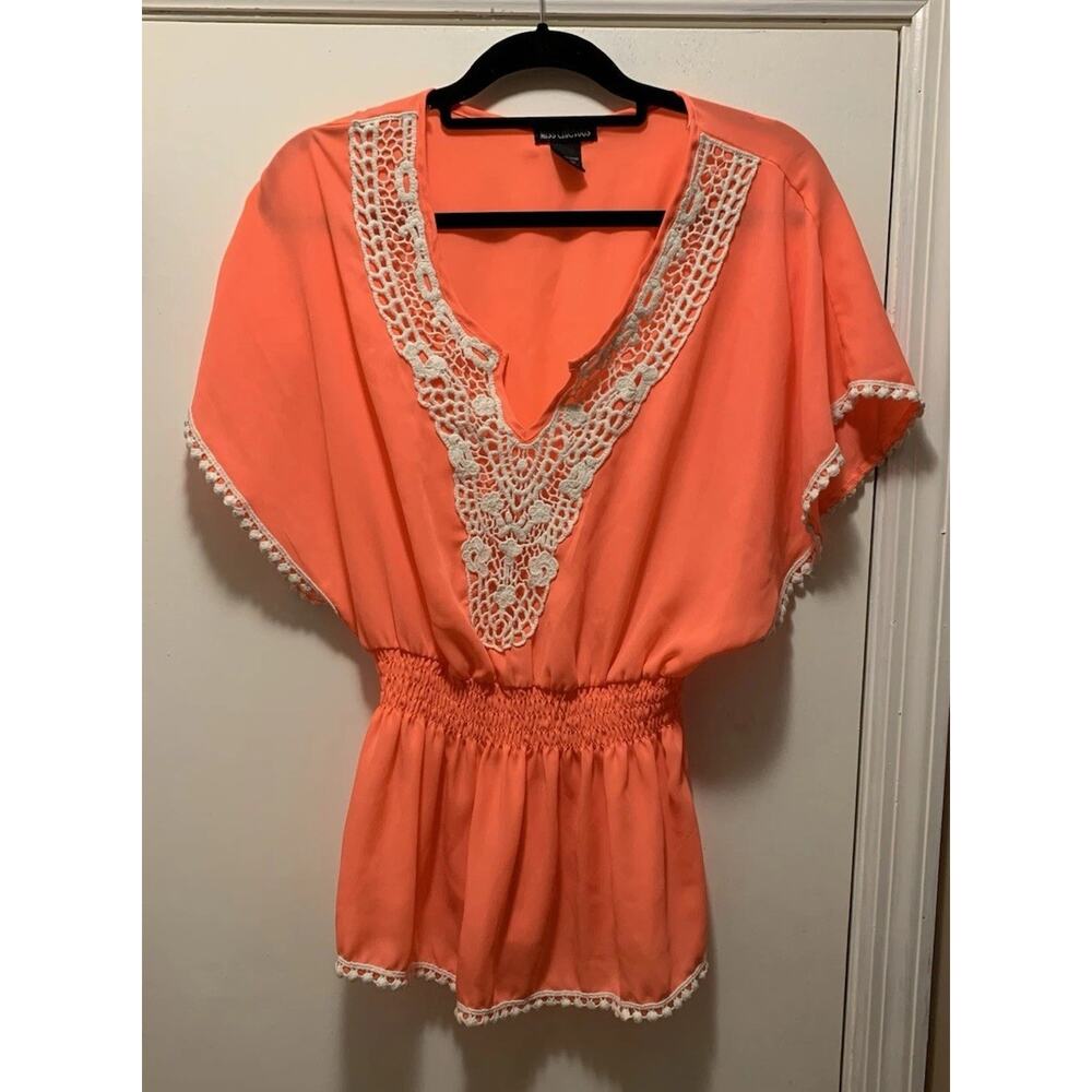 Miss Chievous Women’s Top M Crochet Border